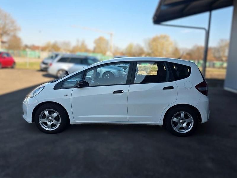 Gebraucht Honda Jazz S 90 PS (66 kW) 2011 Weiß Kleinwagen