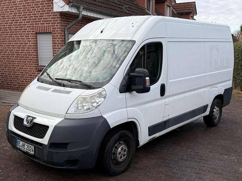 Gebraucht Peugeot Boxer Avantage 178 PS (130 kW) 2014 Weiß Van