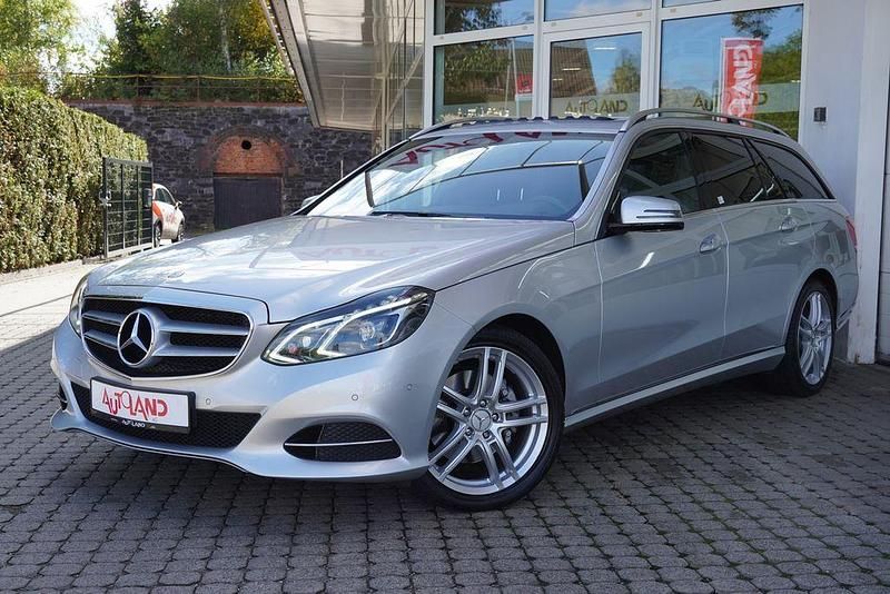Gebraucht Mercedes E350 Avantgarde 258 PS (189 kW) 2016 Silber Limousine