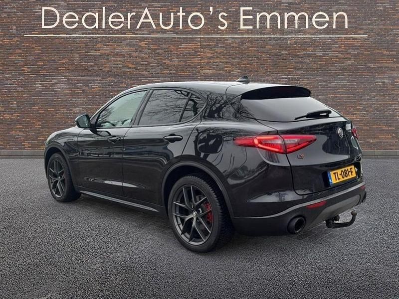 Gebraucht Alfa Romeo Stelvio Veloce 280 PS (205 kW) 2018 Schwarz SUV