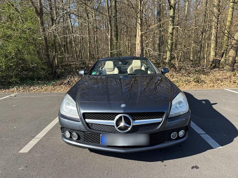 Gebraucht Mercedes SLK250 204 PS (150 kW) 2012 Grau Cabrio