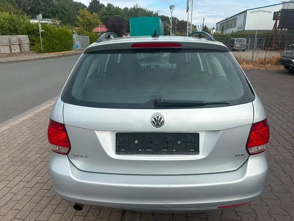 Gebraucht VW Golf VI Trendline 105 PS (77 kW) 2010 Silber Kombi