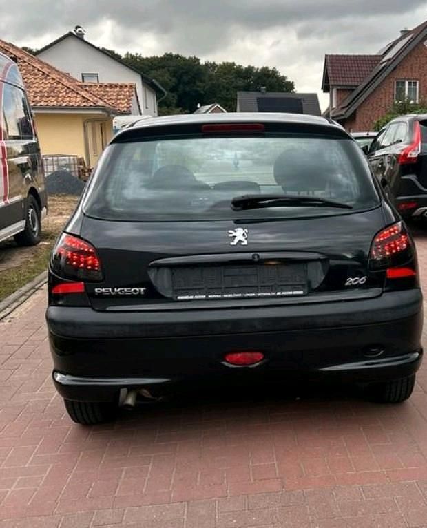Schwarz Gebraucht 2006 Peugeot 206 Kleinwagen | 750 € (Superpreis) - Bild 1/4