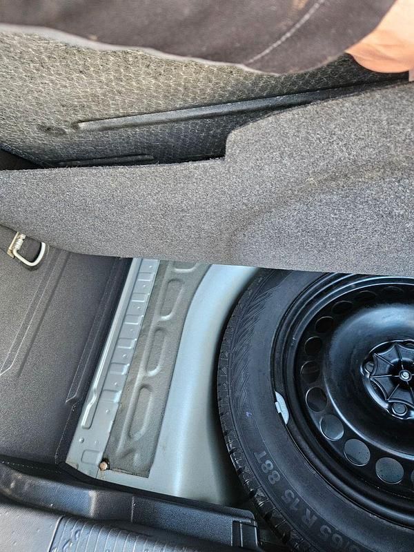 Gebraucht Opel Corsa Color Edition 87 PS (63 kW) 2011 Grau Kleinwagen