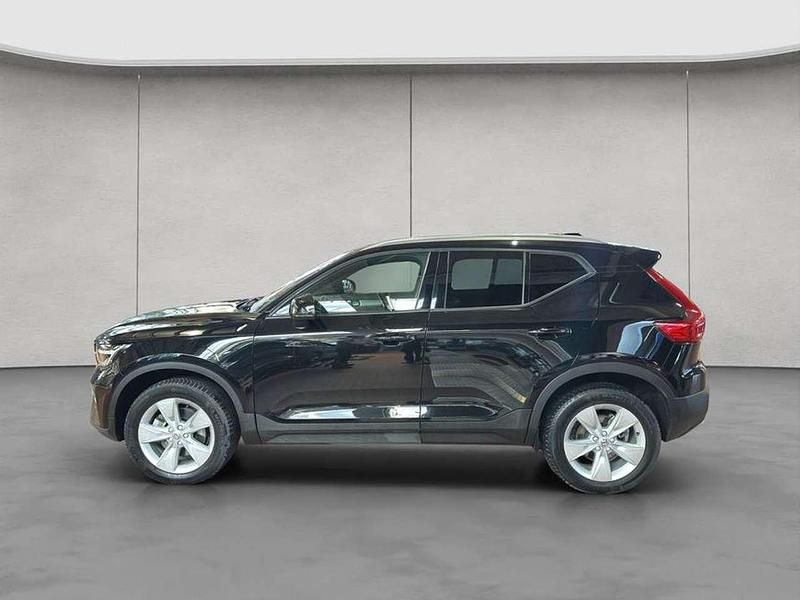Gebraucht Volvo XC40 Core 163 PS (119 kW) 2024 Schwarz SUV