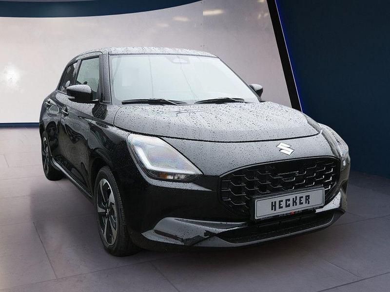 Neu Suzuki Swift Comfort+ 83 PS (61 kW) 2025 Schwarz Limousine