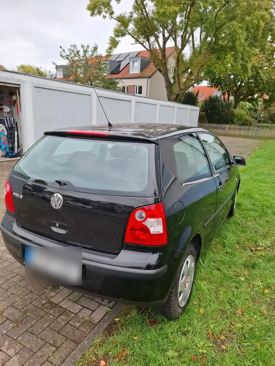Gebraucht VW Polo 54 PS (39 kW) 2003 Schwarz Kleinwagen