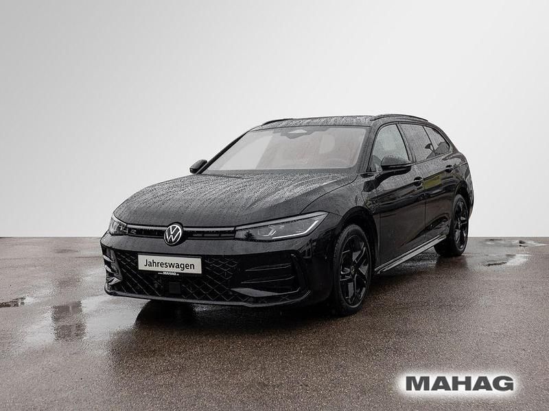 Gebraucht VW Passat R-line 177 PS (130 kW) 2025 Othercolor Kombi