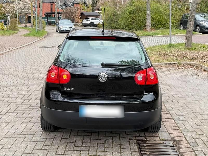 Gebraucht VW Golf V 80 PS (58 kW) 2008 Schwarz Kleinwagen