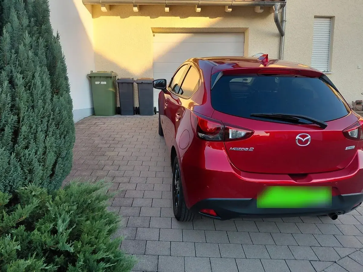 Gebraucht Mazda 2 Kizoku 90 PS (66 kW) 2019 Rot Kleinwagen