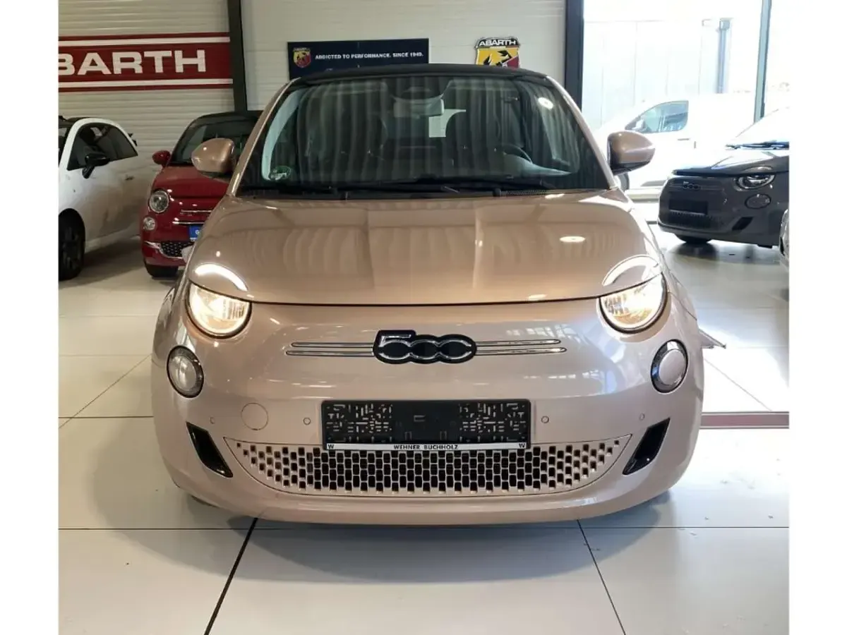 Gebraucht Fiat 500e Basis 86 kW (118 PS) 2024 Rose gold) (gold Cabrio