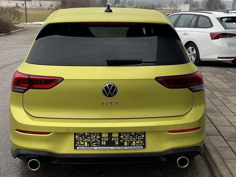 Gebraucht VW Golf VIII Active 245 PS (180 kW) 2022 Gelb Limousine