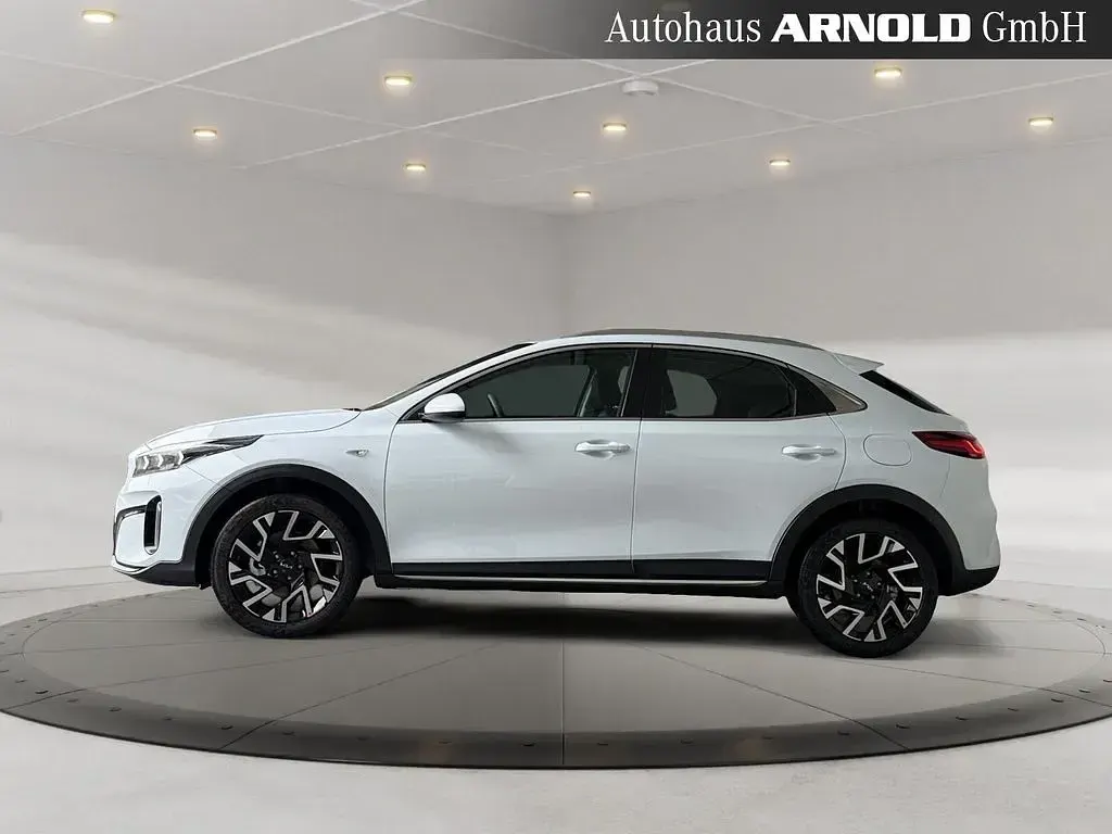 Neu Kia XCeed Vision 140 PS (102 kW) 2026 Carraraweiß SUV