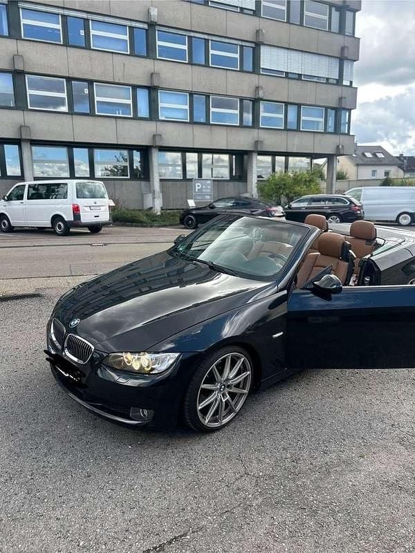Schwarz Gebraucht 2007 BMW 325 Cabriolet Basis Cabrio | 13.500 € (Fairer Preis) - Bild 1/4