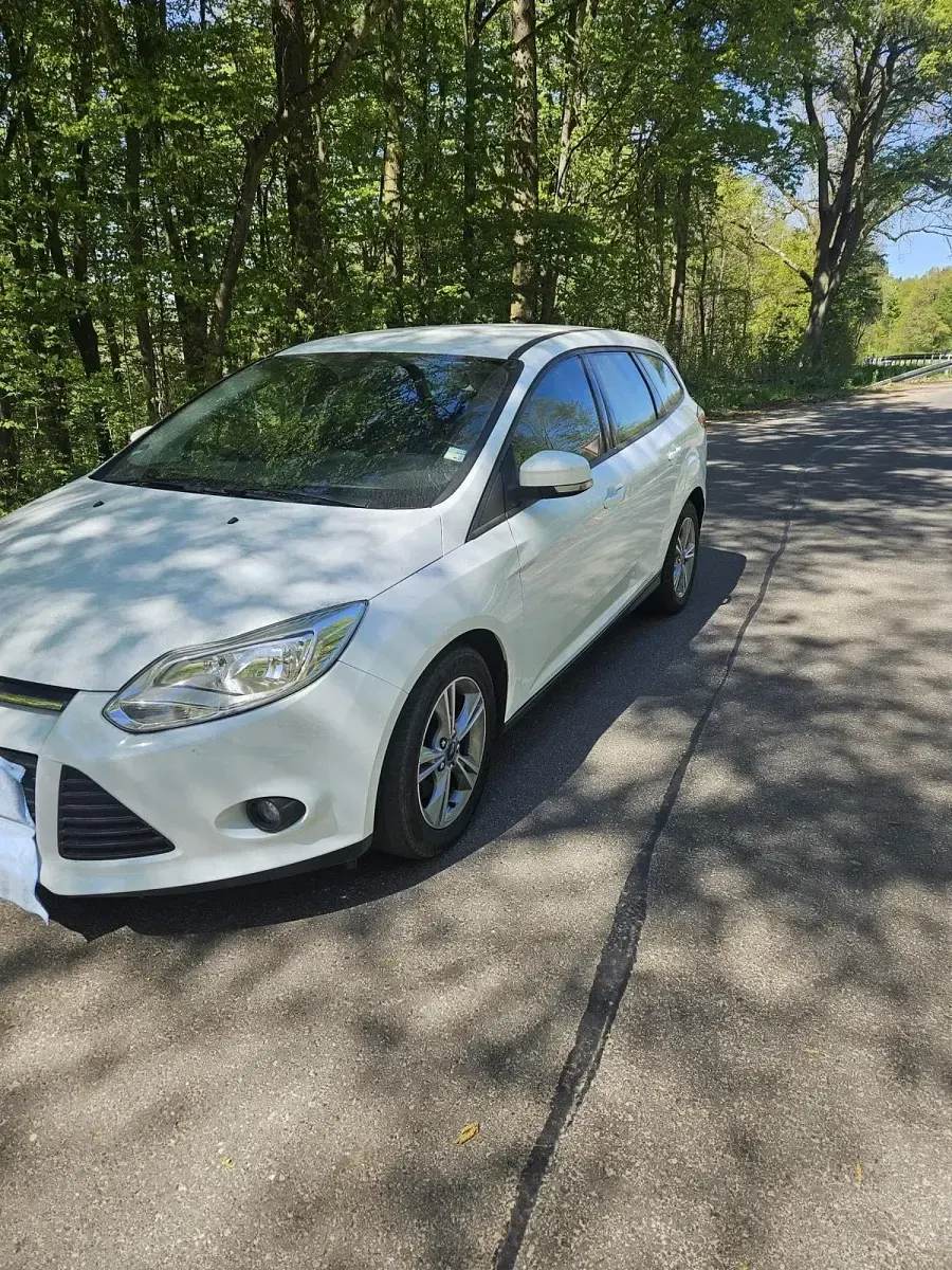 Używany Ford Focus 140 KM (102 kW) 2014 Kombi