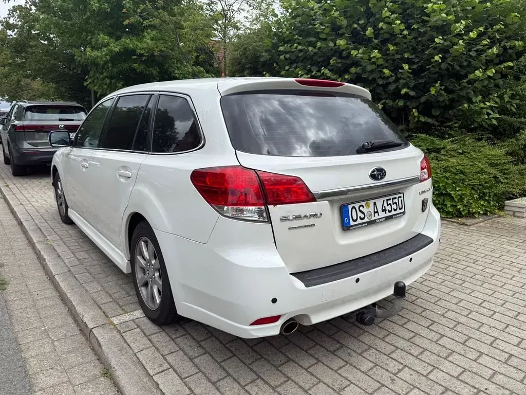 Gebraucht Subaru Legacy Active 150 PS (110 kW) 2009 Weiß Kombi