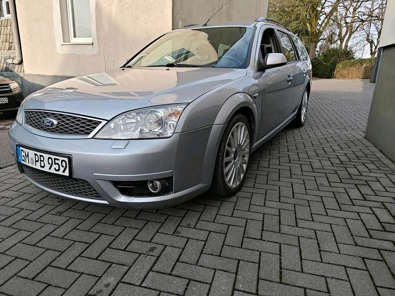 Gebraucht Ford Mondeo 226 PS (166 kW) 2005 Silber Kombi