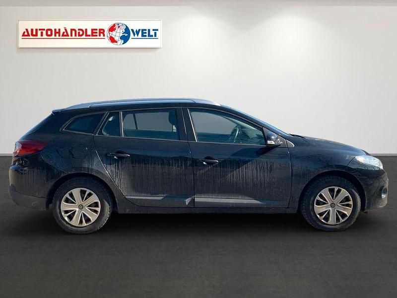 Gebraucht Renault Mégane III Expression 110 PS (80 kW) 2011 Schwarz Limousine
