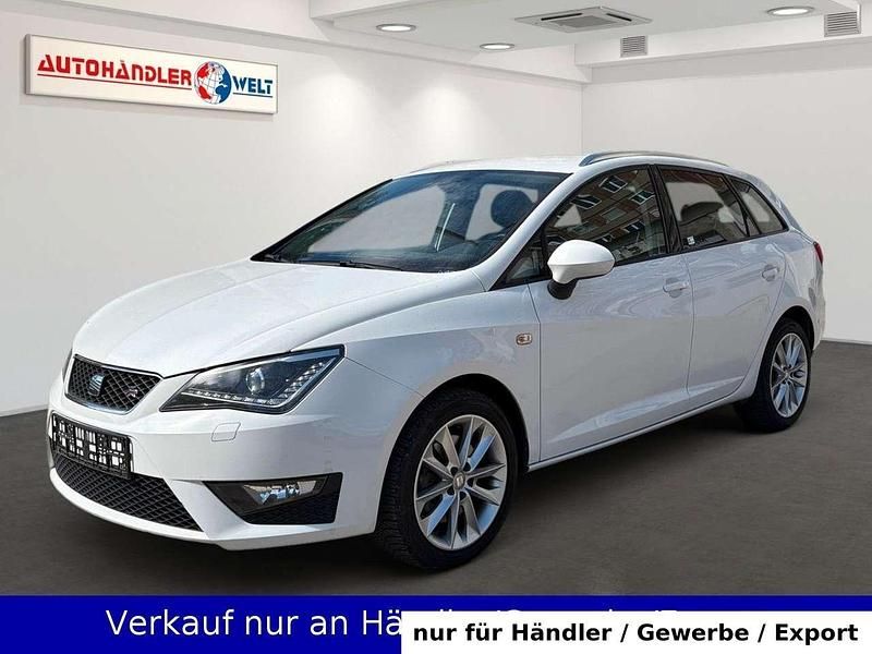 Weiß Gebraucht 2012 Seat Ibiza ST FR Kombi | 6.999 € (Fairer Preis) - Bild 1/3