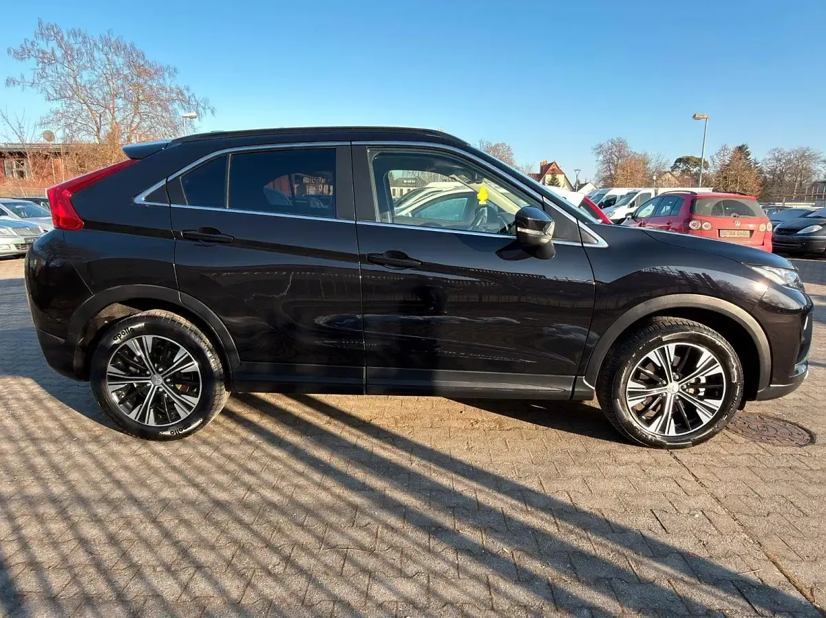 Used Mitsubishi Eclipse Cross Active 163 HP (119 kW) 2019 Black SUV
