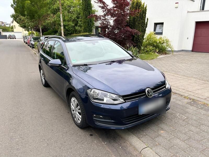 Blau Gebraucht 2015 VW Golf VII Kombi | 7.599 € (Superpreis) - Bild 1/4
