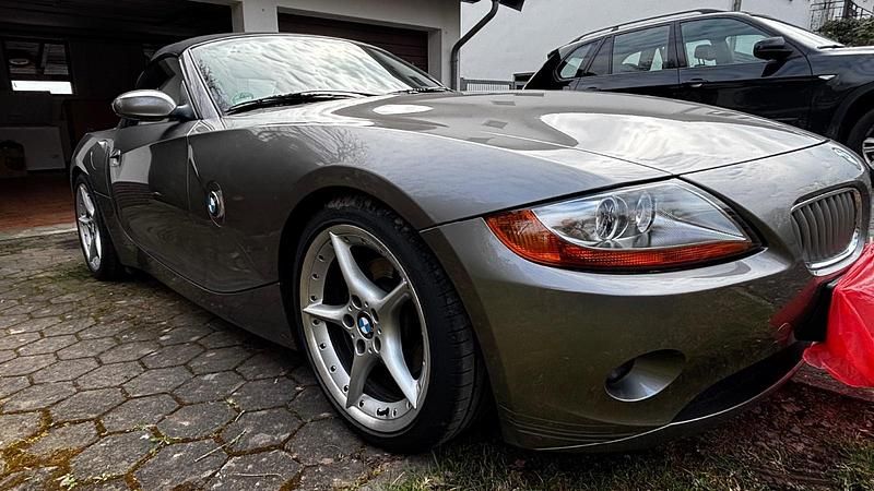 Gebraucht BMW Z4 231 PS (169 kW) 2004 Grau Cabrio