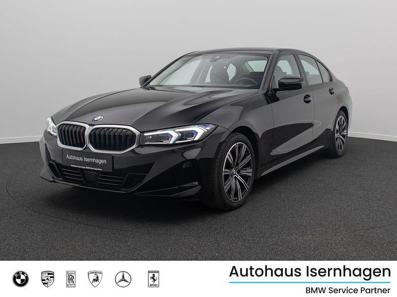 Schwarz ii668 Gebraucht 2022 BMW 330 Sport Line Limousine | 35.499 € (Fairer Preis) - Bild 1/4