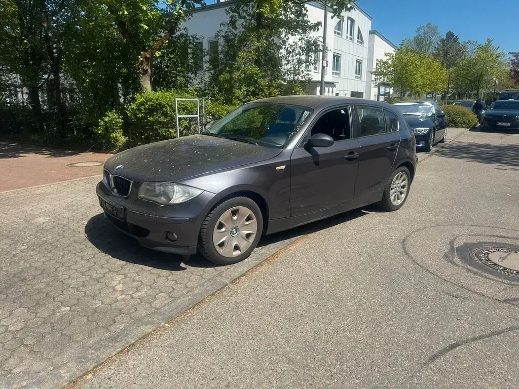 Gebraucht BMW 118 129 PS (94 kW) 2005 Grau Kleinwagen
