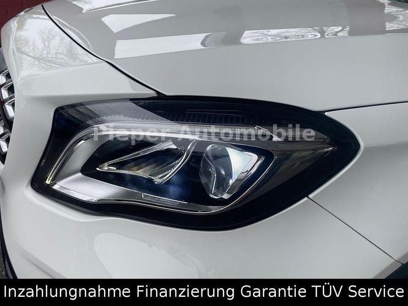 Gebraucht Mercedes GLA180 AMG line 122 PS (89 kW) 2019 Weiß SUV