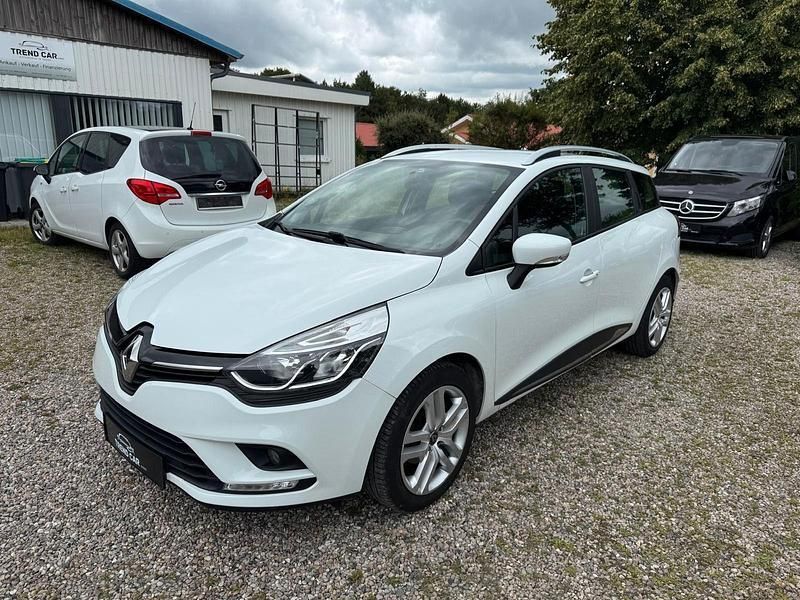 Weiß Gebraucht 2020 Renault Clio GrandTour Kombi | 9.800 € (Fairer Preis) - Bild 1/4