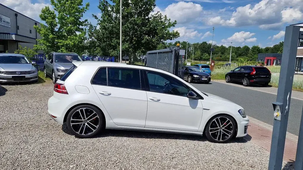 Gebraucht VW Golf VII GTD 184 PS (135 kW) 2014 Weiß Limousine