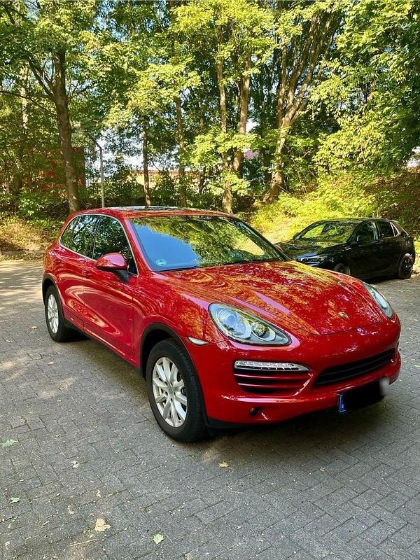 Gebraucht Porsche Cayenne 245 PS (180 kW) 2012 Rot SUV