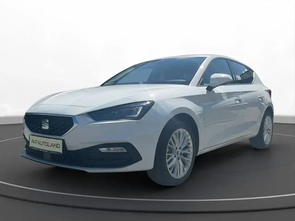 Neu Seat Leon 150 PS (110 kW) 2026 Weiß Limousine