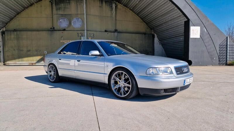 Gebraucht Audi A8 280 PS (205 kW) 2002 Silber Limousine