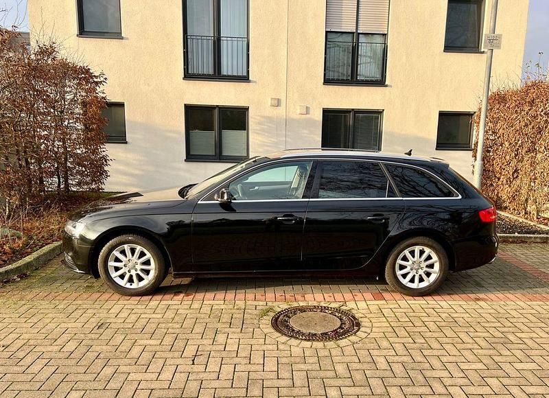 Gebraucht Audi A4 Ambition 170 PS (125 kW) 2014 Schwarz Kombi