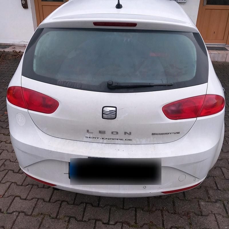 Gebraucht Seat Leon 104 PS (76 kW) 2011 Weiß Kleinwagen