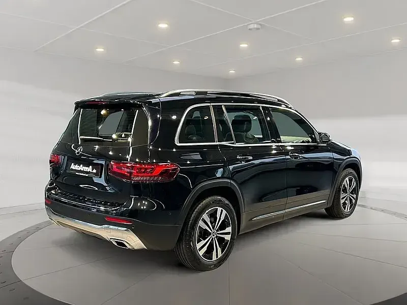 Gebraucht Mercedes GLB220 Progressive 190 PS (139 kW) 2022 Kosmosschwarz metallic SUV