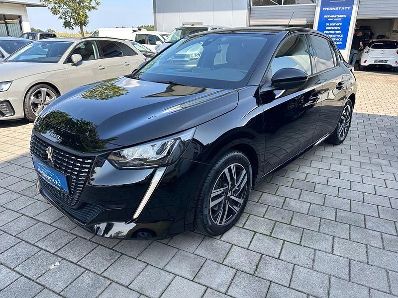 Schwarz Gebraucht 2021 Peugeot 208 Allure Kleinwagen | 14.900 € (Fairer Preis) - Bild 1/4