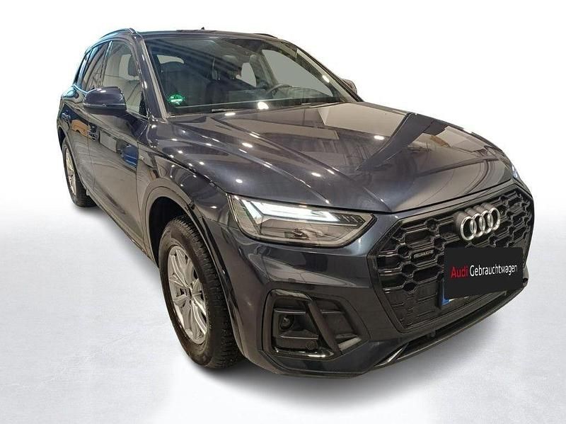 Gebraucht Audi Q5 S-Line 265 PS (194 kW) 2022 Q0 individuallackierungen audi exclusive (metallic) SUV
