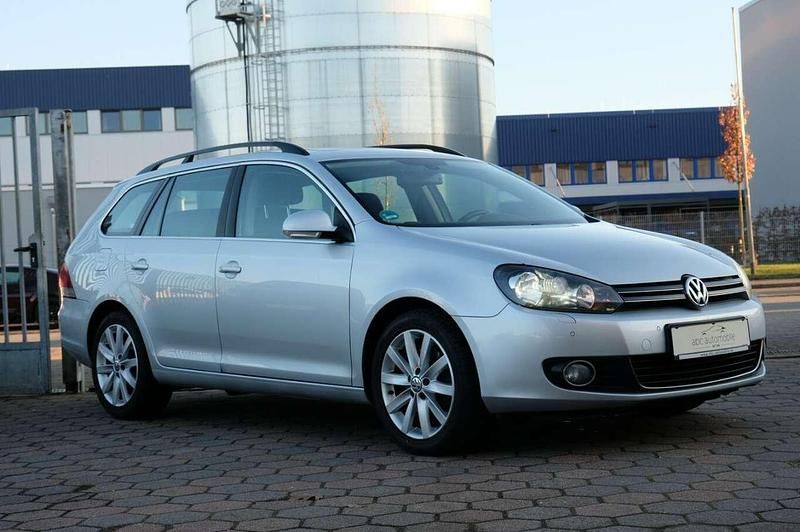 Gebraucht VW Golf VII Highline 140 PS (102 kW) 2012 Silber Kombi