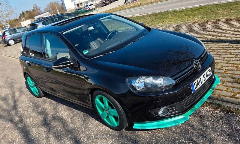 Gebraucht VW Golf VII Match 105 PS (77 kW) 2012 Schwarz Limousine