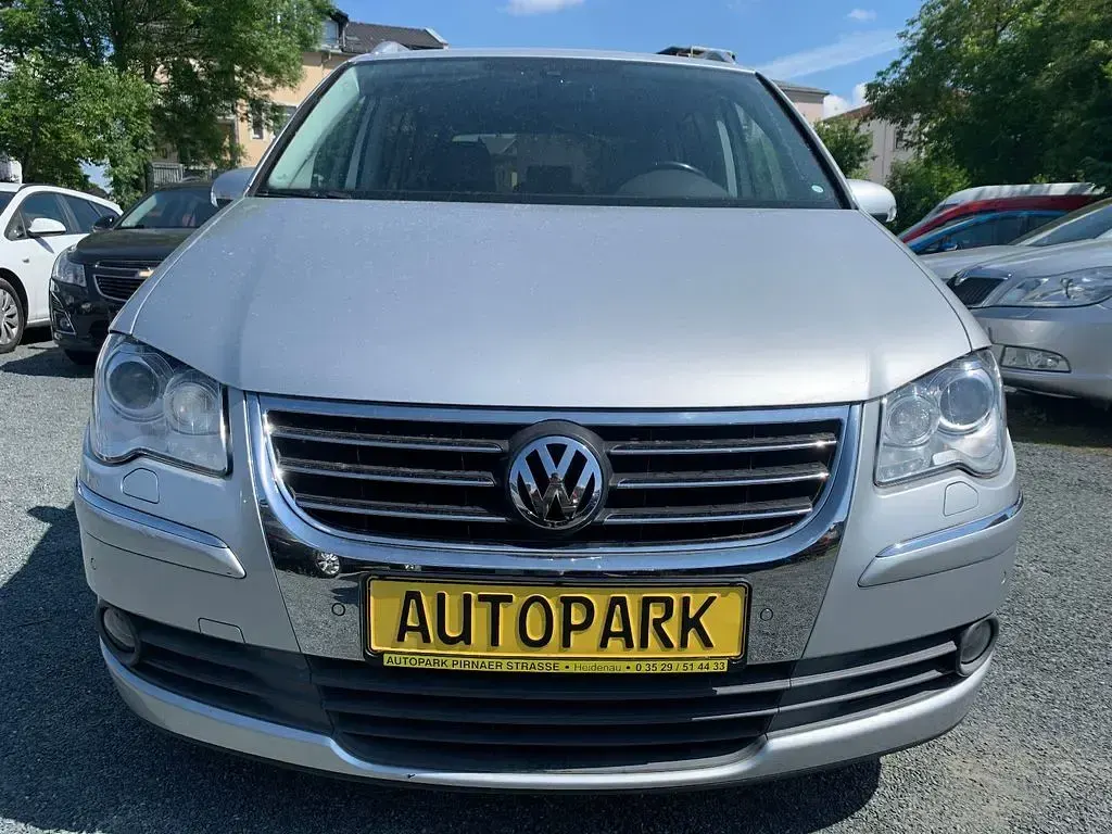 Gebraucht VW Touran 140 PS (102 kW) 2007 Silber Van / Kleinbus