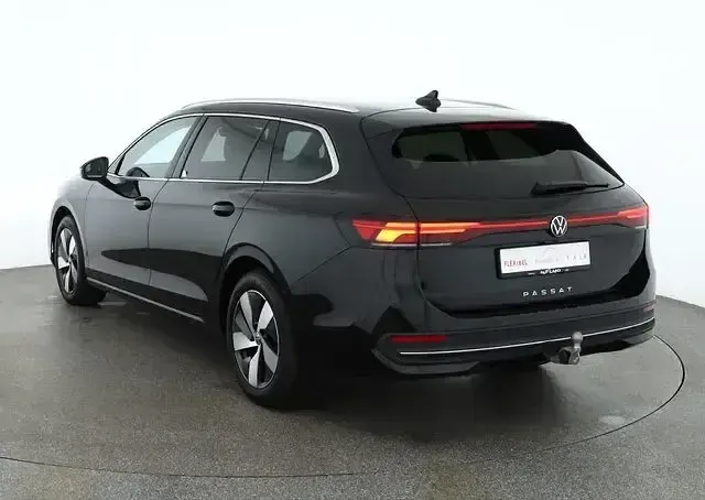 Gebraucht VW Passat 150 PS (110 kW) 2025 Andere Kombi