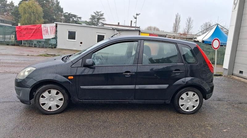 Gebraucht Ford Fiesta 69 PS (50 kW) 2006 Schwarz Kleinwagen