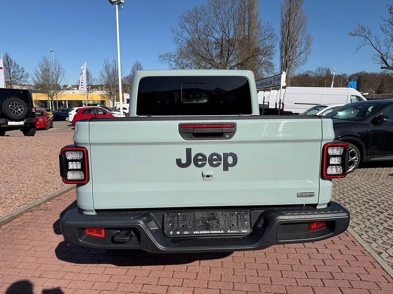 Occasion Jeep Gladiator Overland 264 ch (194 kW) 2023 Gris Pick-up
