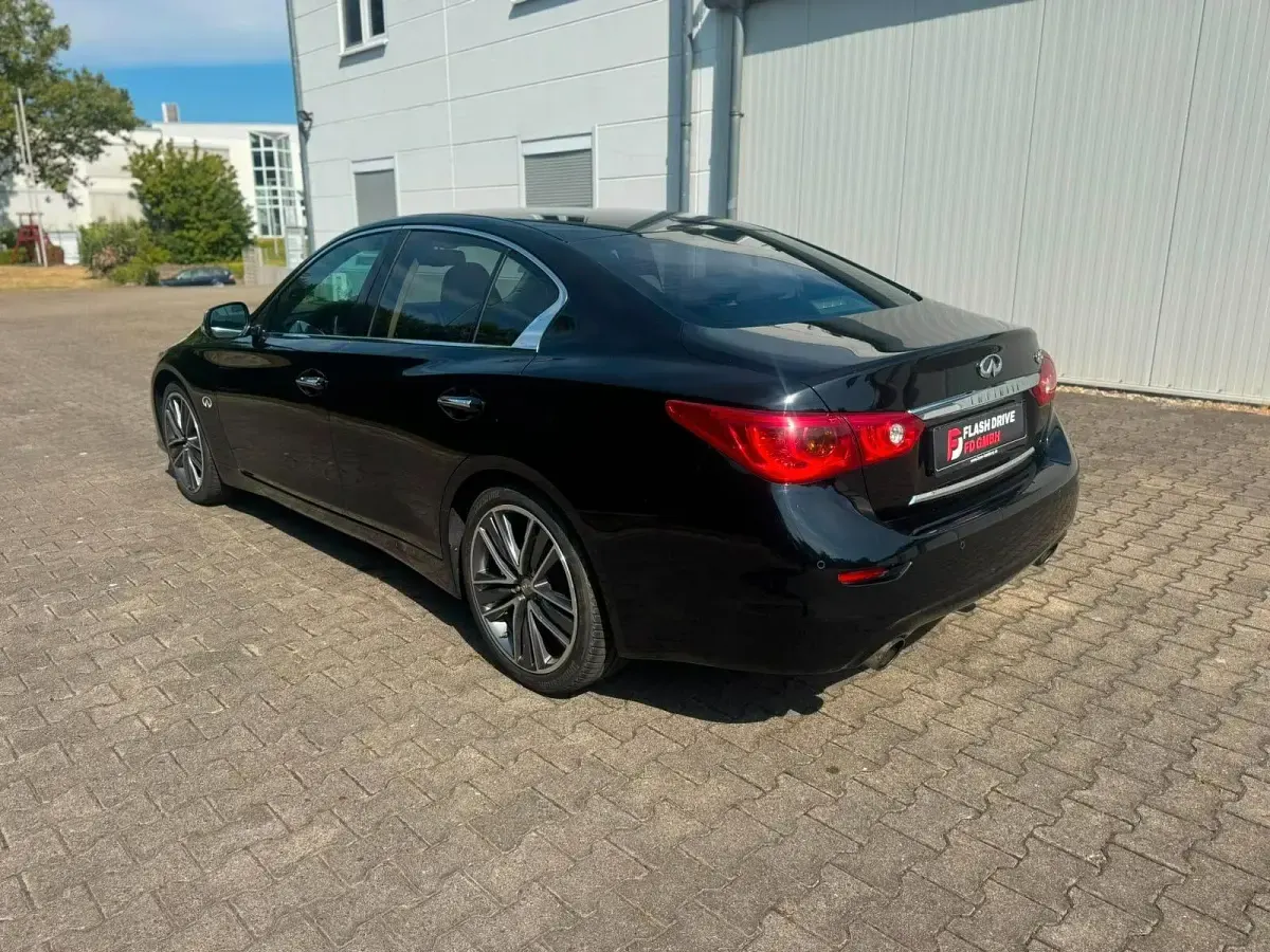 Gebraucht Infiniti Q50 170 PS (125 kW) 2014 Schwarz Limousine