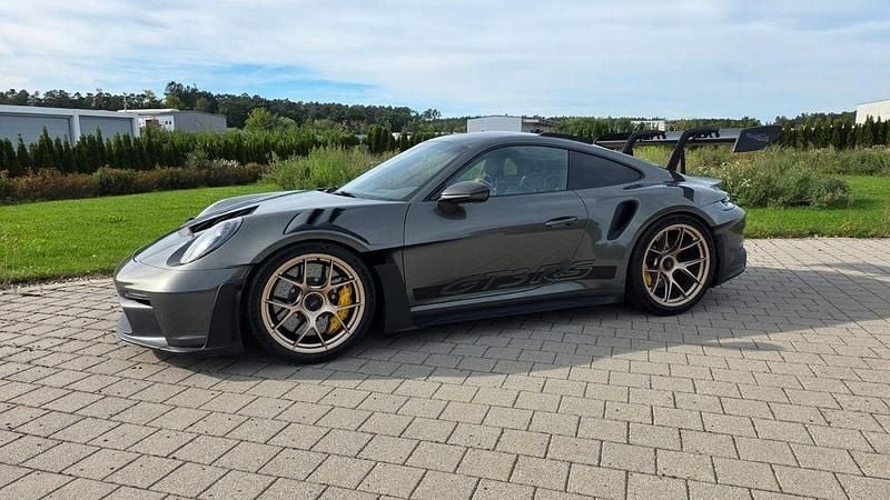 Grün Neu 2025 Porsche 911 GT3 RS Coupé | 398.000 € - Bild 1/4