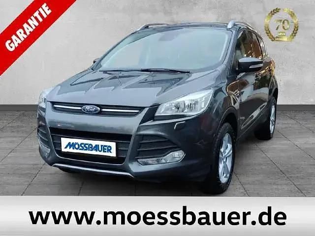 Magneticgrau (metallic) Gebraucht 2016 Ford Kuga SYNC Edition SUV | 15.495 € (Teuer) - Bild 1/4
