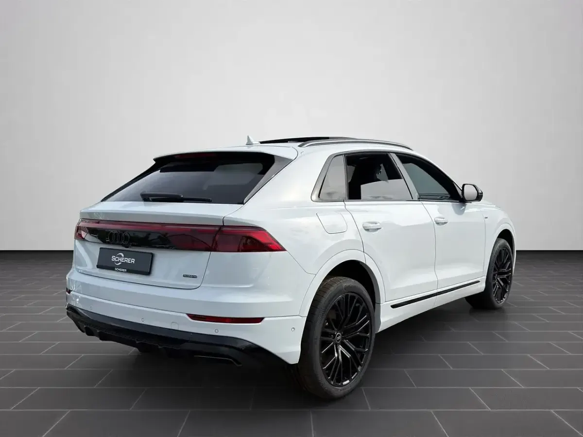 Neu Audi Q8 Comfort 394 PS (289 kW) 2026 Gletscherweiß metallic (metallic) SUV