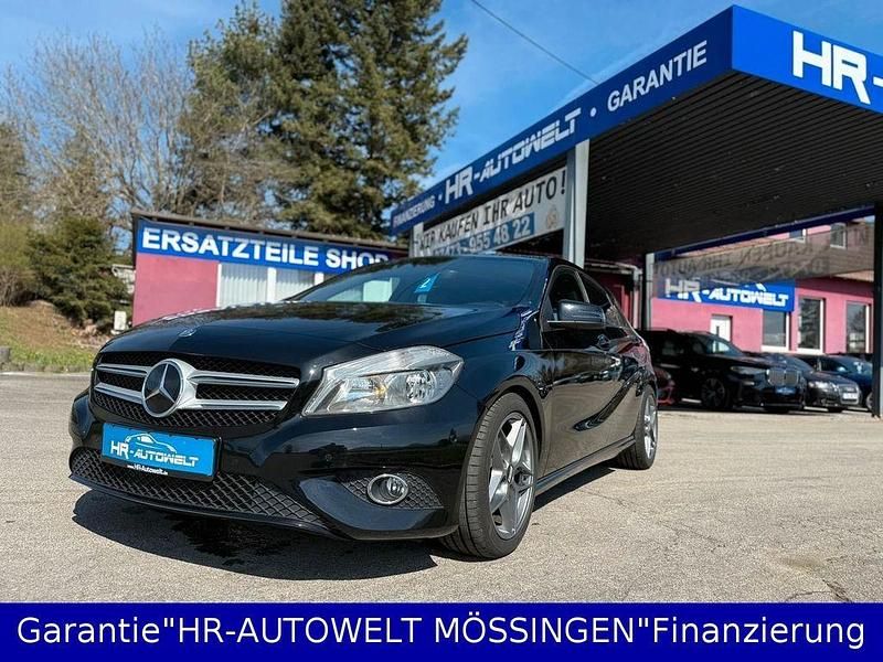 Gebraucht Mercedes A200 Urban 156 PS (114 kW) 2012 Schwarz Limousine